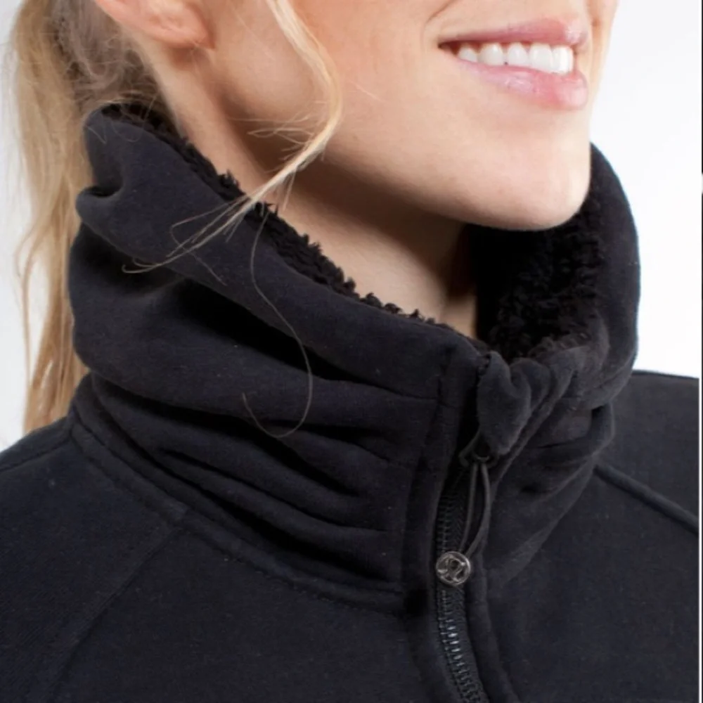 LULULEMON / Black Scuba Jacket Size 6